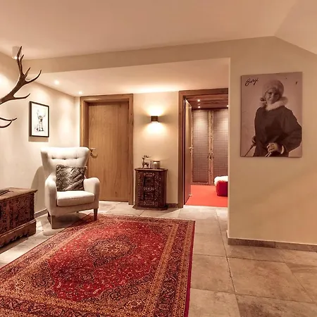 Haus Burgi - Angelika Walch Apartamento *